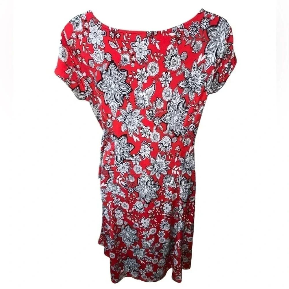 N Touch | Short Sleeve Dress - Picture 2 of 4
